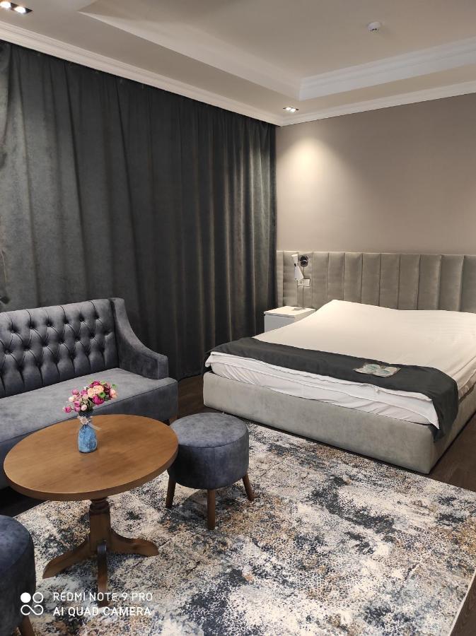 Жомарт Hotel Aktobe Exterior photo